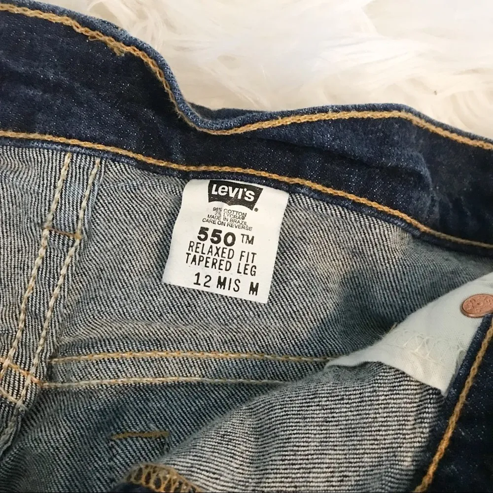 Vintage Y2K Levis 550 High Waist cheeky dark wash Cutoffs Jean shorts 12 30 - Image 5