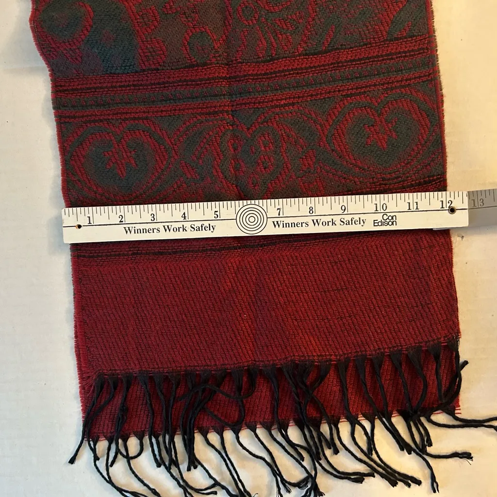 Pierre Cardin Red and Gray Cashmere Finish Muffler 12” x 52” fringe - Image 5