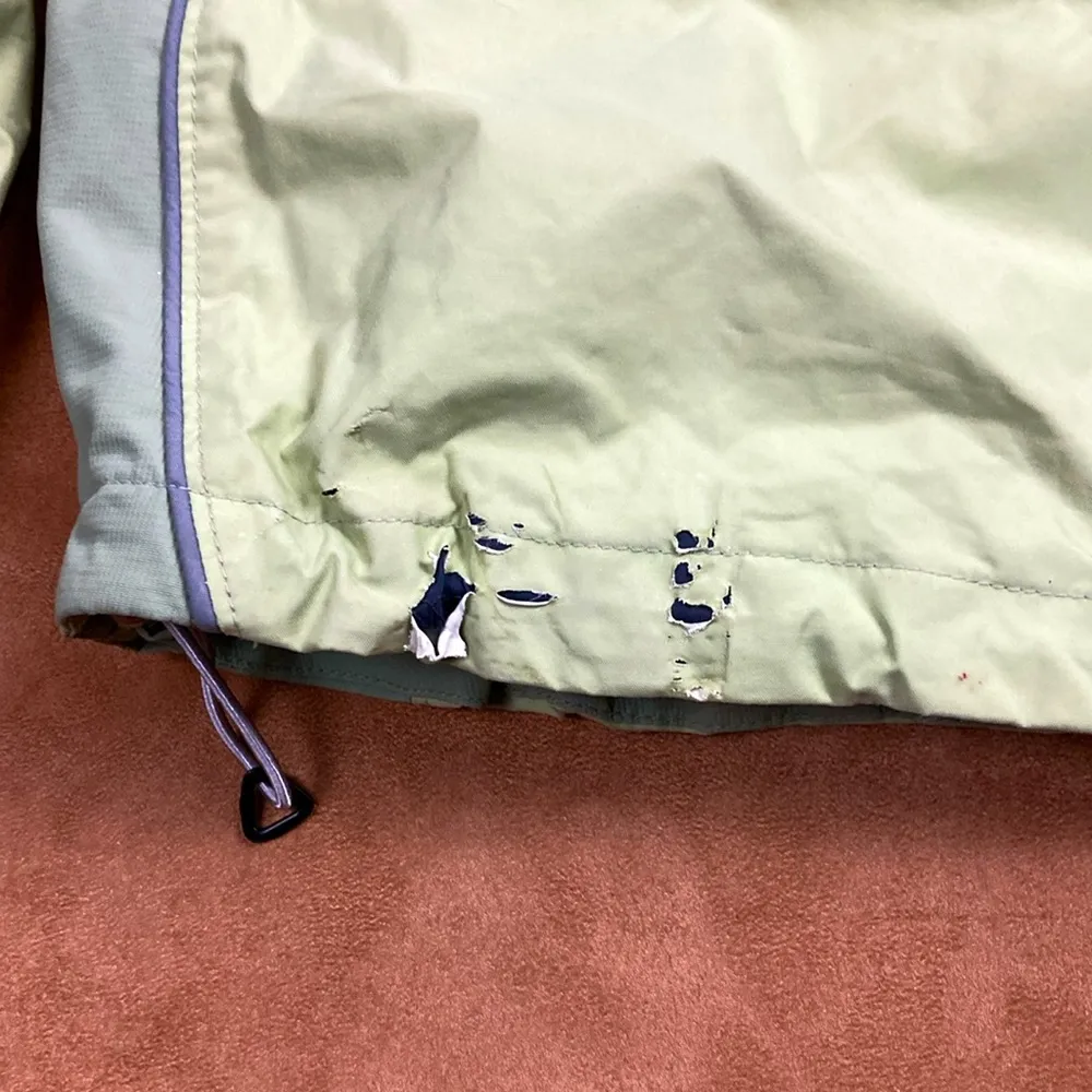 Size M  Omni Shield waterproof Ski Jacket Windbreaker - Image 2