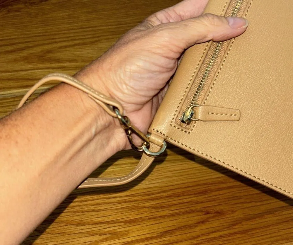 Leatherology Tan Leather Pouch - Image 9