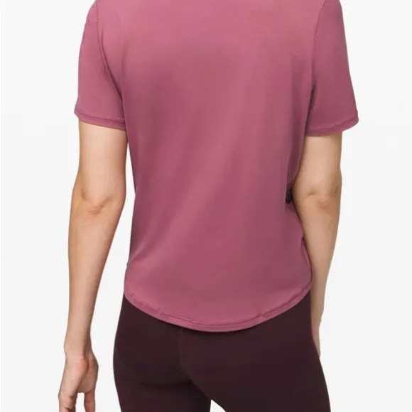 Lululemon  Do the Daily Short Sleeve - Image 3