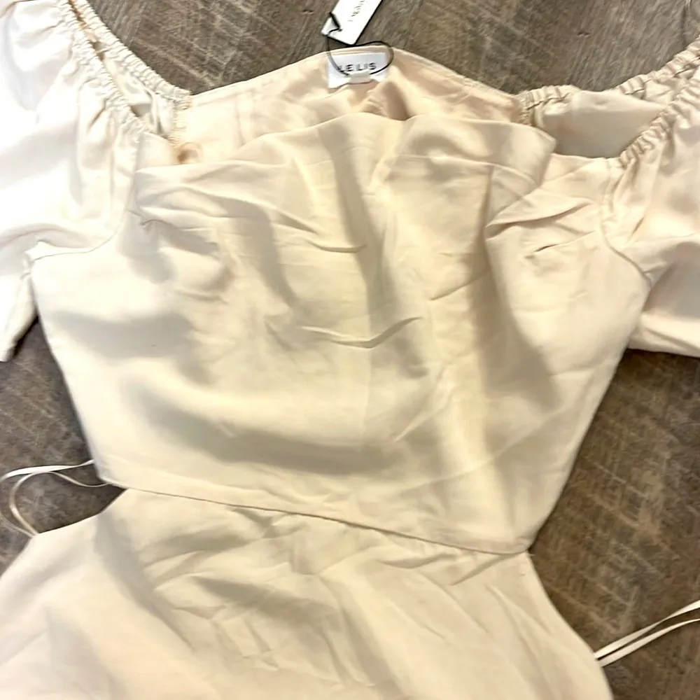 LE LIS Collection Dress size L - Image 4