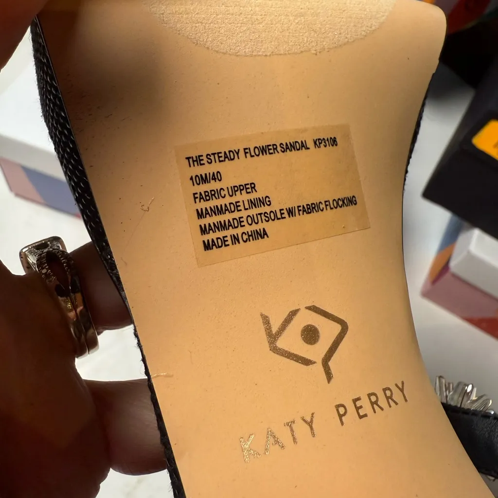 Katy Perry Collections‎ Black Heels White Floral Details square toe platform 10 - Image 6