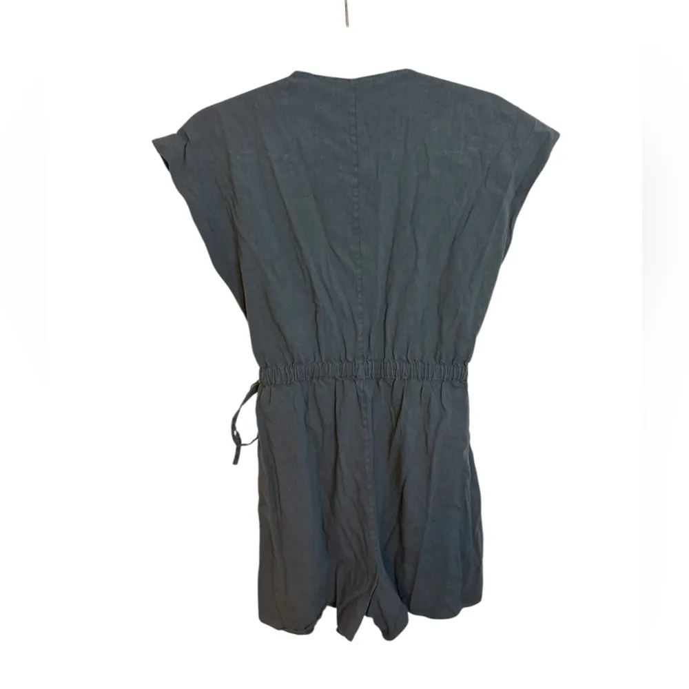 Theory Gray Short Sleeve New Crunch Wrap Romper - Image 4