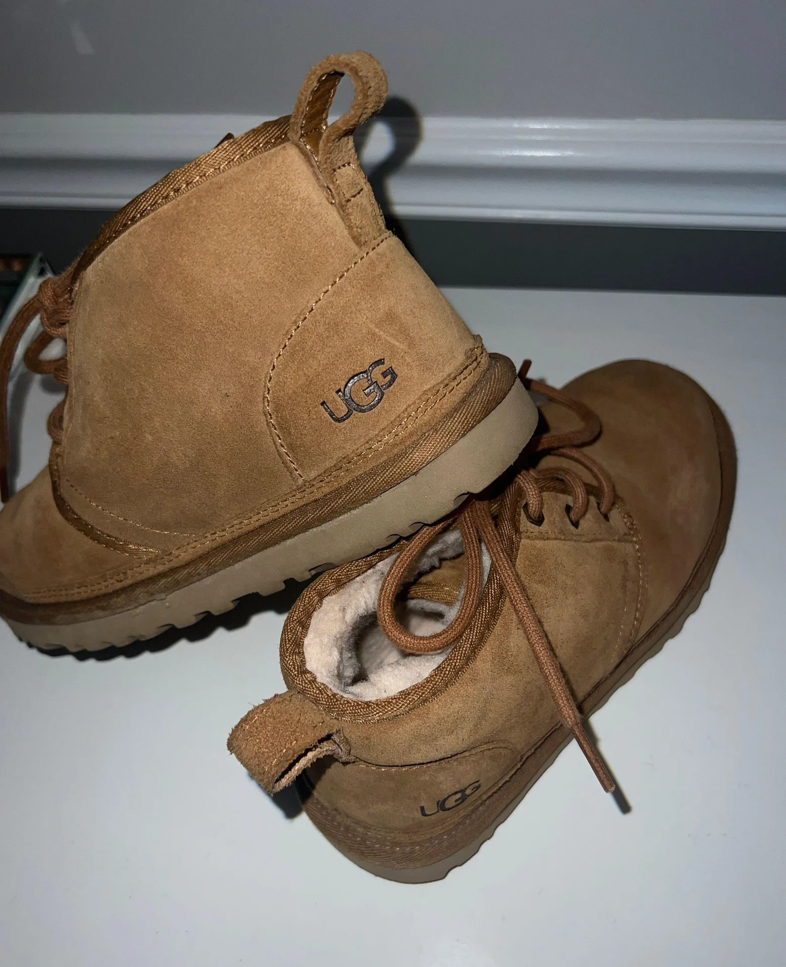 UGG Tie Boots Chestnut - Image 3