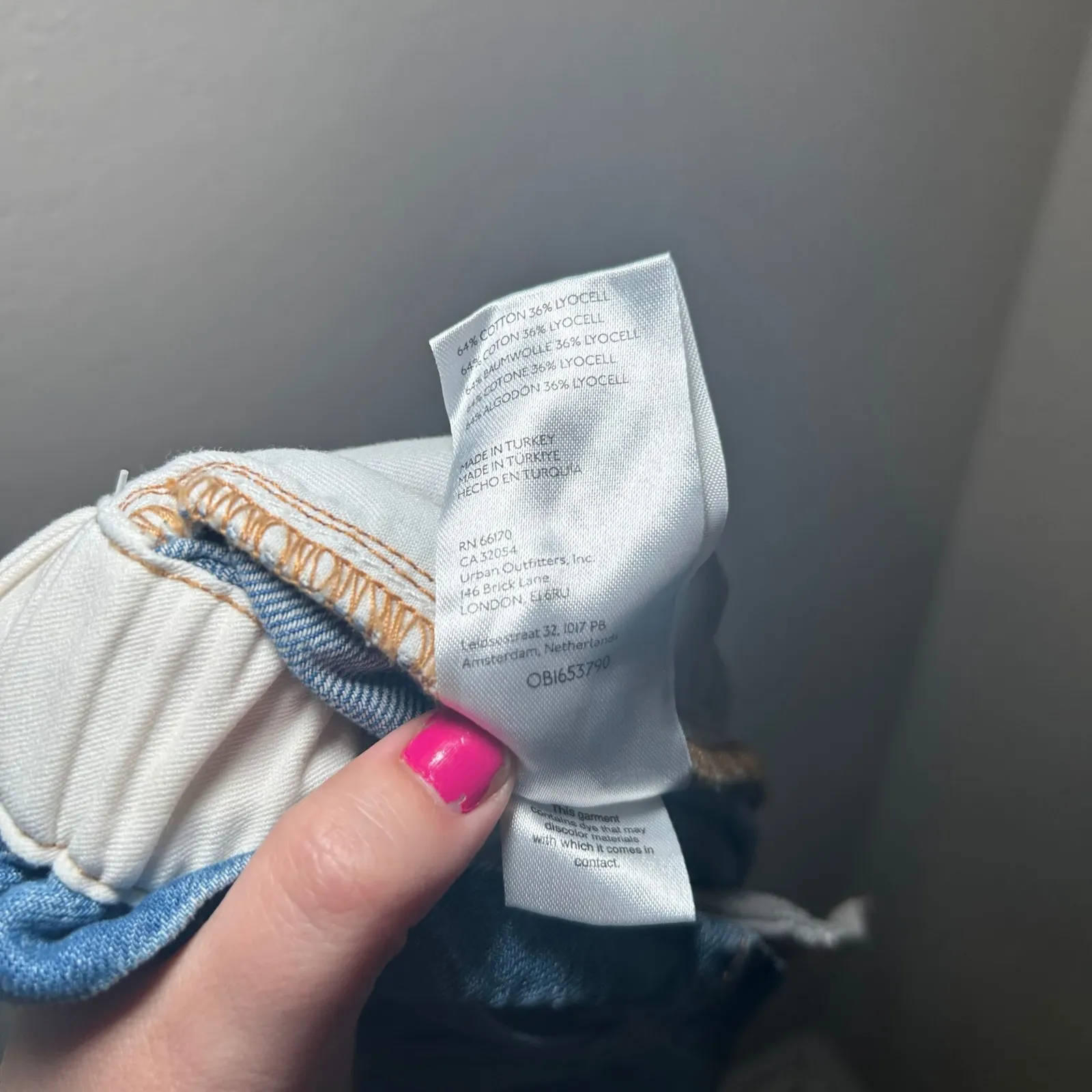 NWT PILCRO Anthropologie Paperbag Waist Denim Shorts Blue Size L boho Classic - Image 6