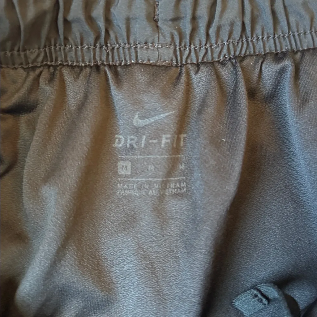 Nike Dri-Fit Abstract Print Tempo Shorts SIZE M - Image 3