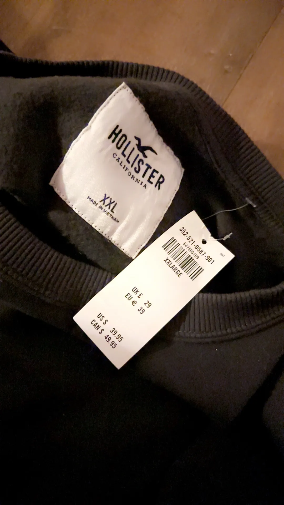 Cropped Hoodie - Image 3