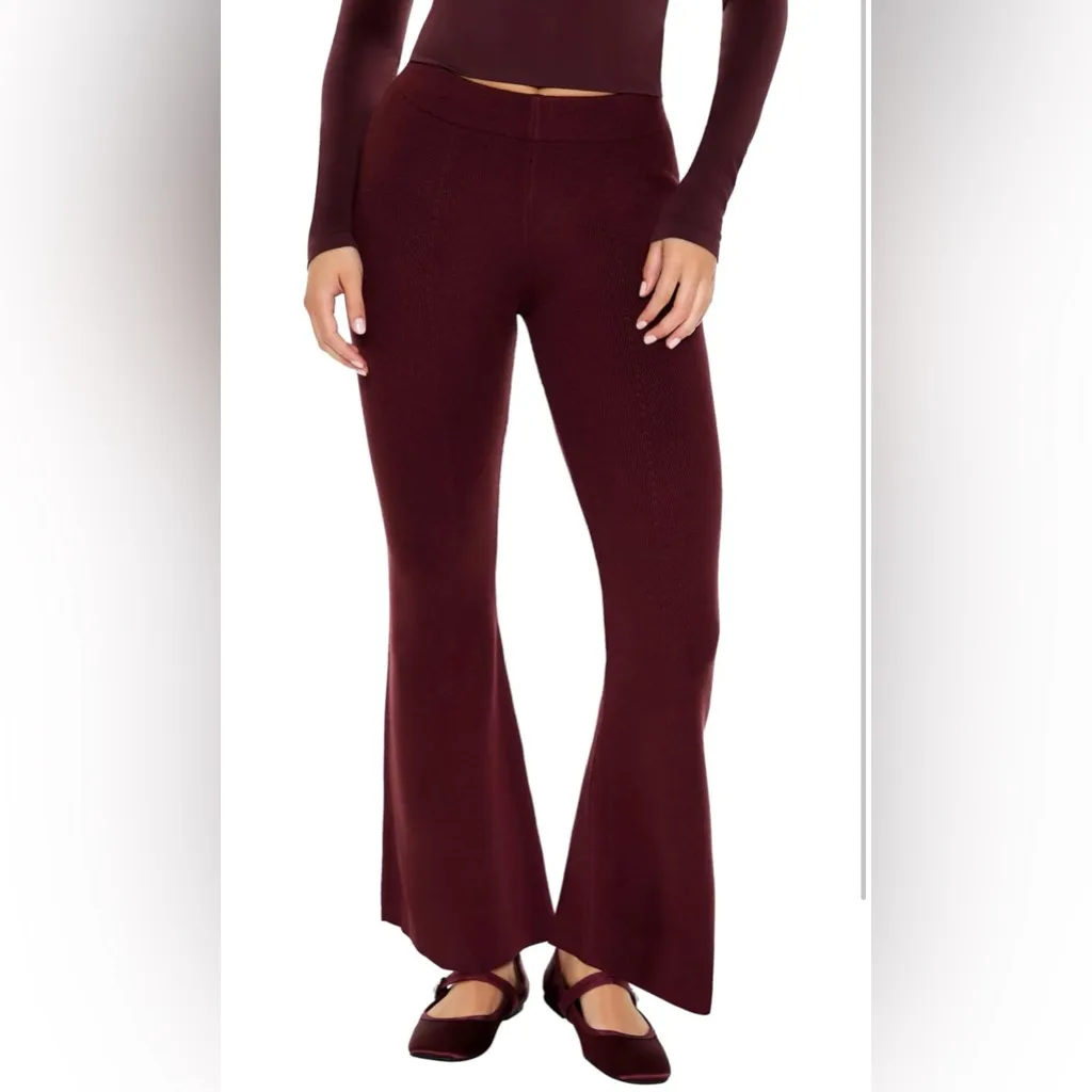 NEW Merlot Forever 21 Women's Sweater-Knit Mid-Rise Flare Pants L - Image 7