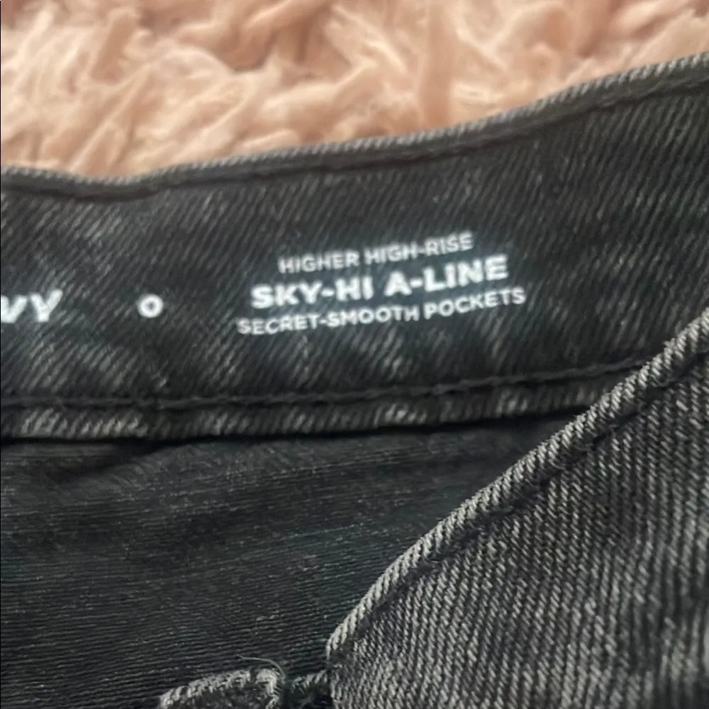 Old Navy Black Jean Shorts with Distressed Hem and Patchwork - Image 2