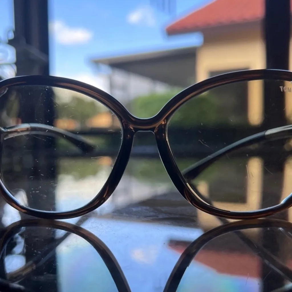 Tom Ford Soft Brown Oversized Sunglasses - Image 8