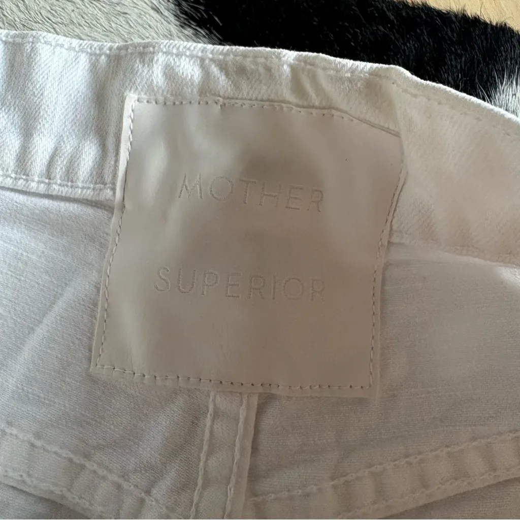 MOTHER High Waisted Tunnel‎ Vision Cuff Fray Short In Totally Innocent Size 30 White - Image 3