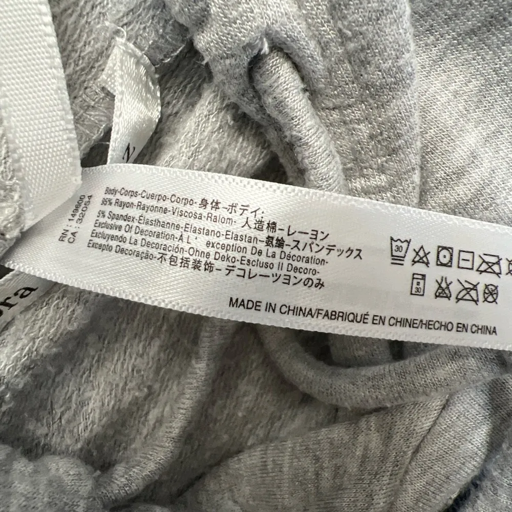 Flora Nikrooz Gray Lounge Hoodie with Heart Lace Accent‎ Sleeves - Image 8