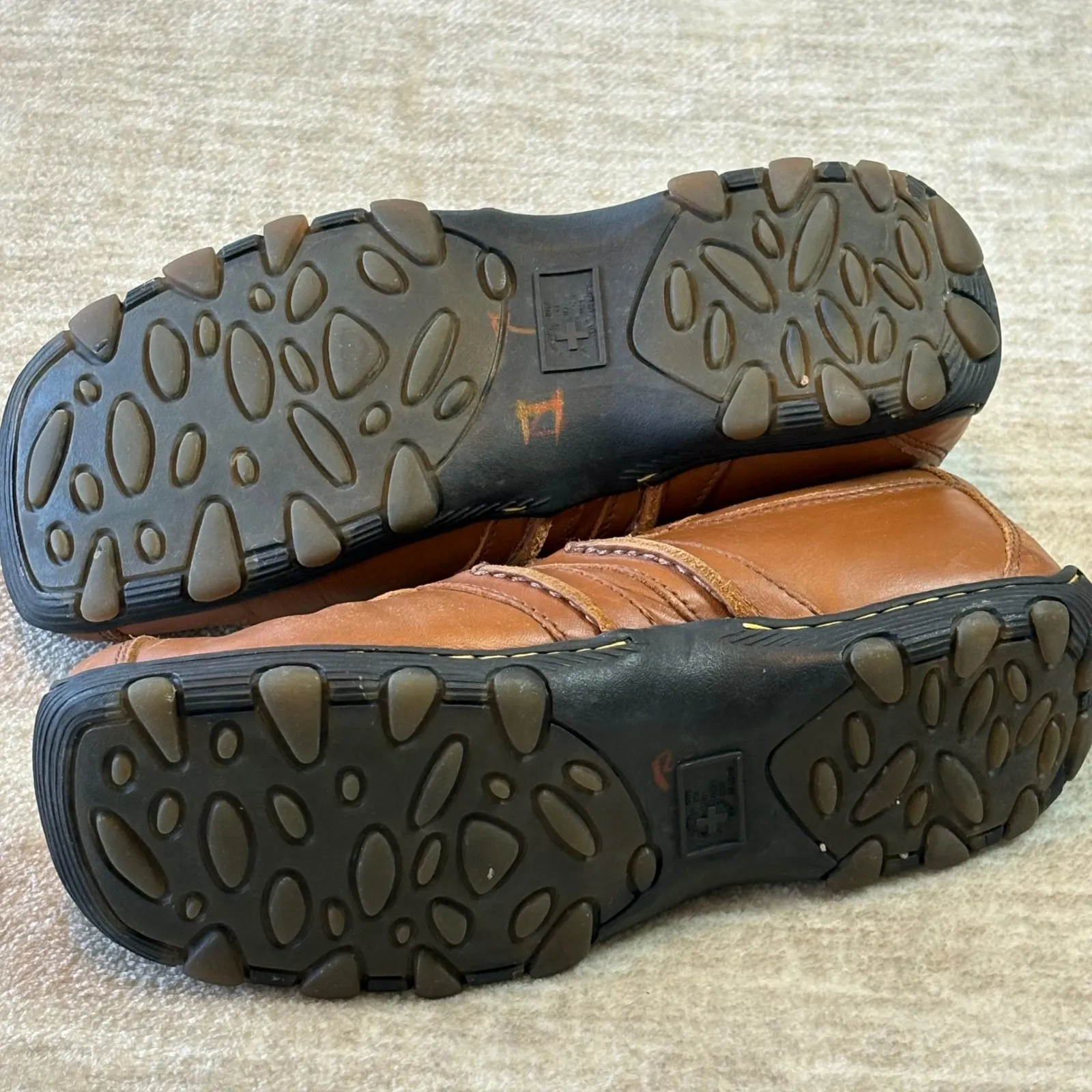 Vintage Dr. Martens Brown Leather Oxford Shoes Size 7 US/39 EU Thailand Womens‎ - Image 8