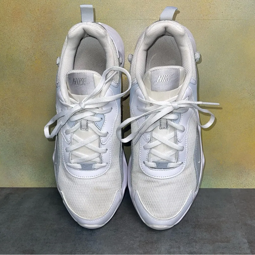 Nike RYZ 365 2 Women's White Sneakers Size 9.5 - Image 13