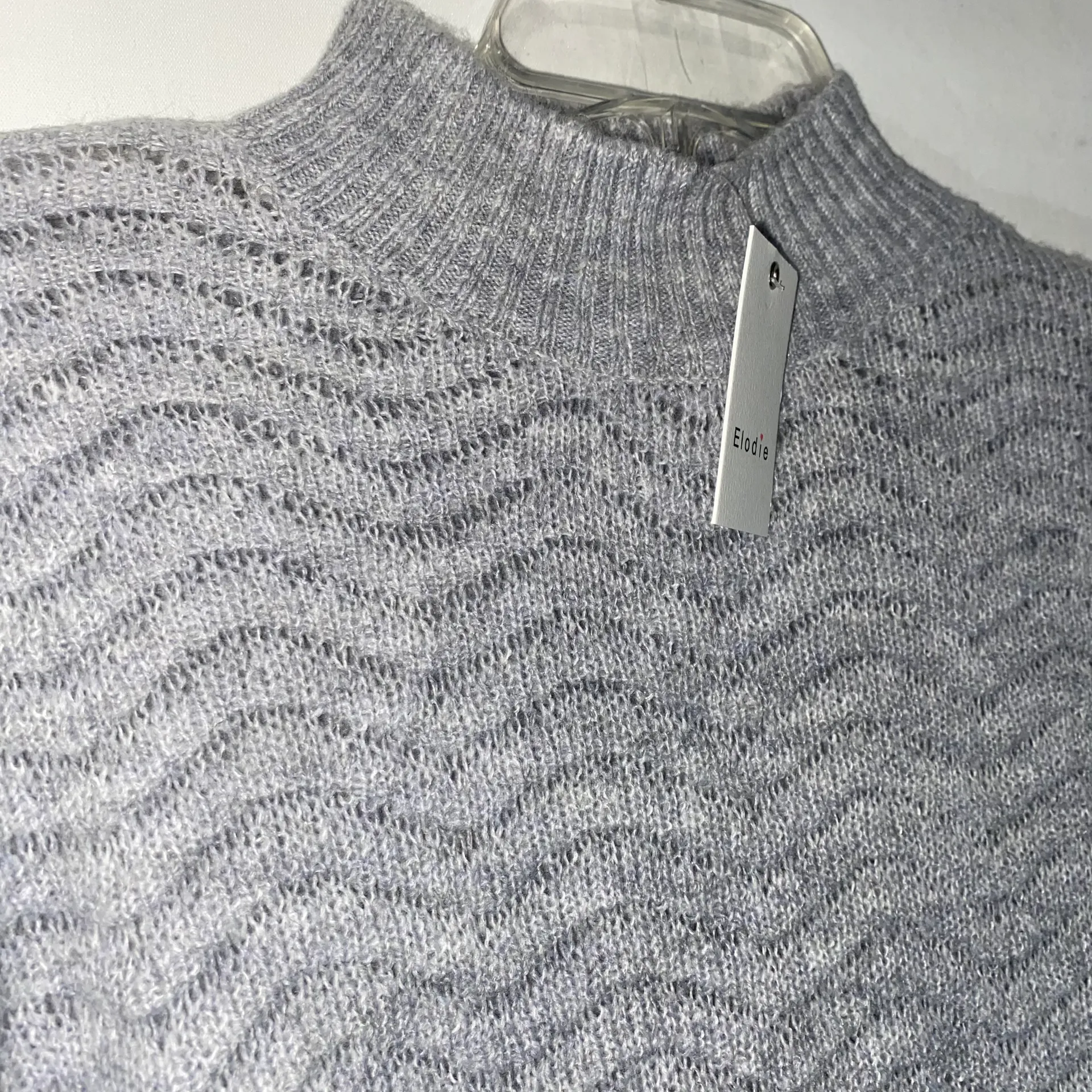 NWT  Gray Long Sleeve Sweater Large - Image 3