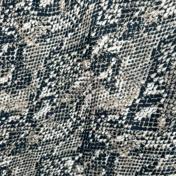 Veronica Beard‎ silk snake skin print tank top - Image 7