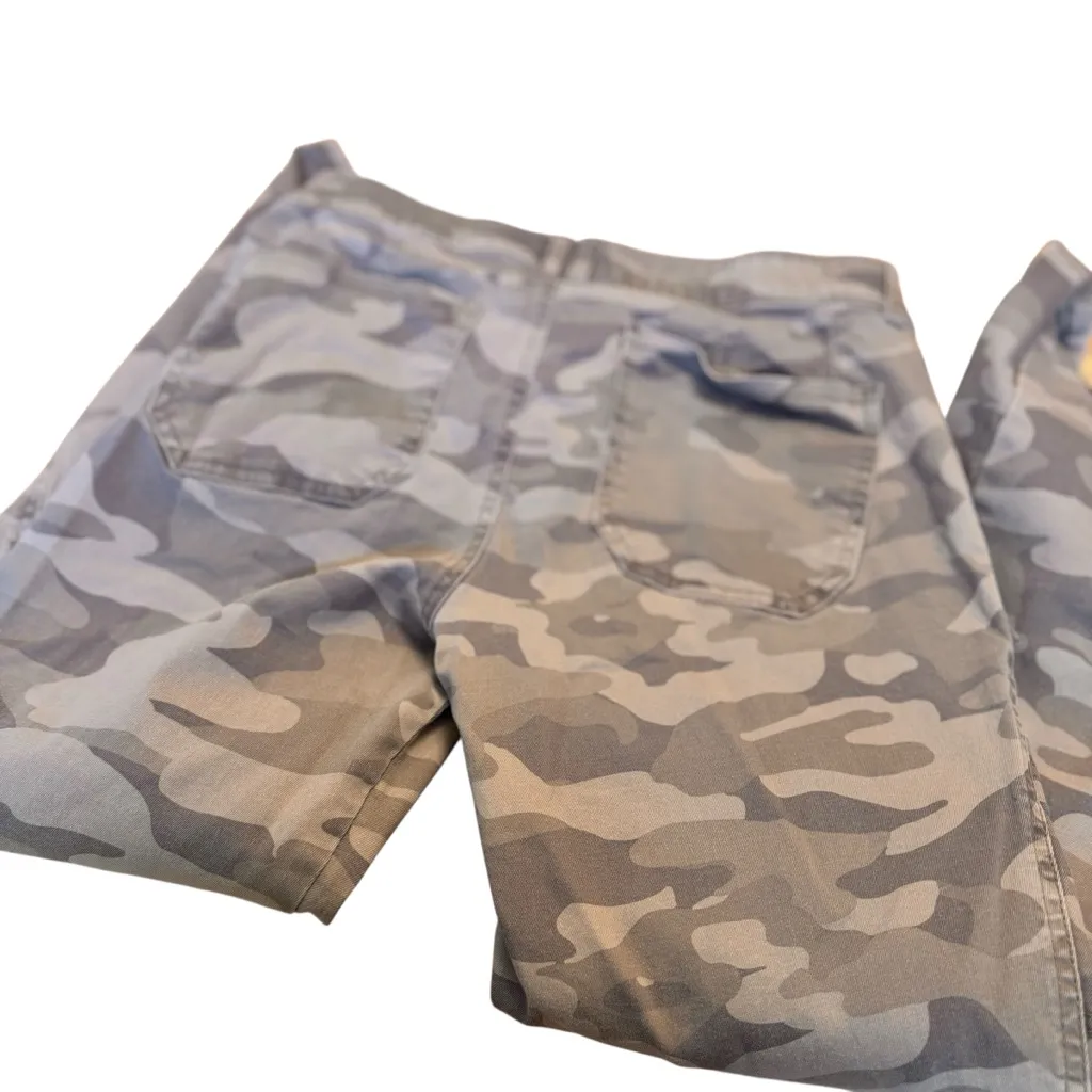 Democracy Ab-Solution Size 6 Camo Cropped Cargo Pants Flattering Stretch Waist - Image 9
