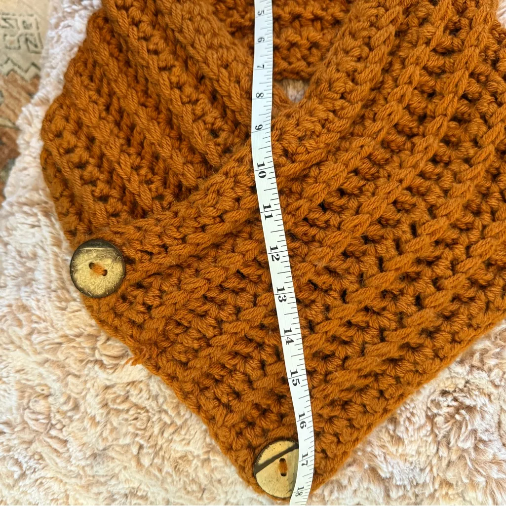 Handmade Artisan Burnt orange knitted cowl - Image 4