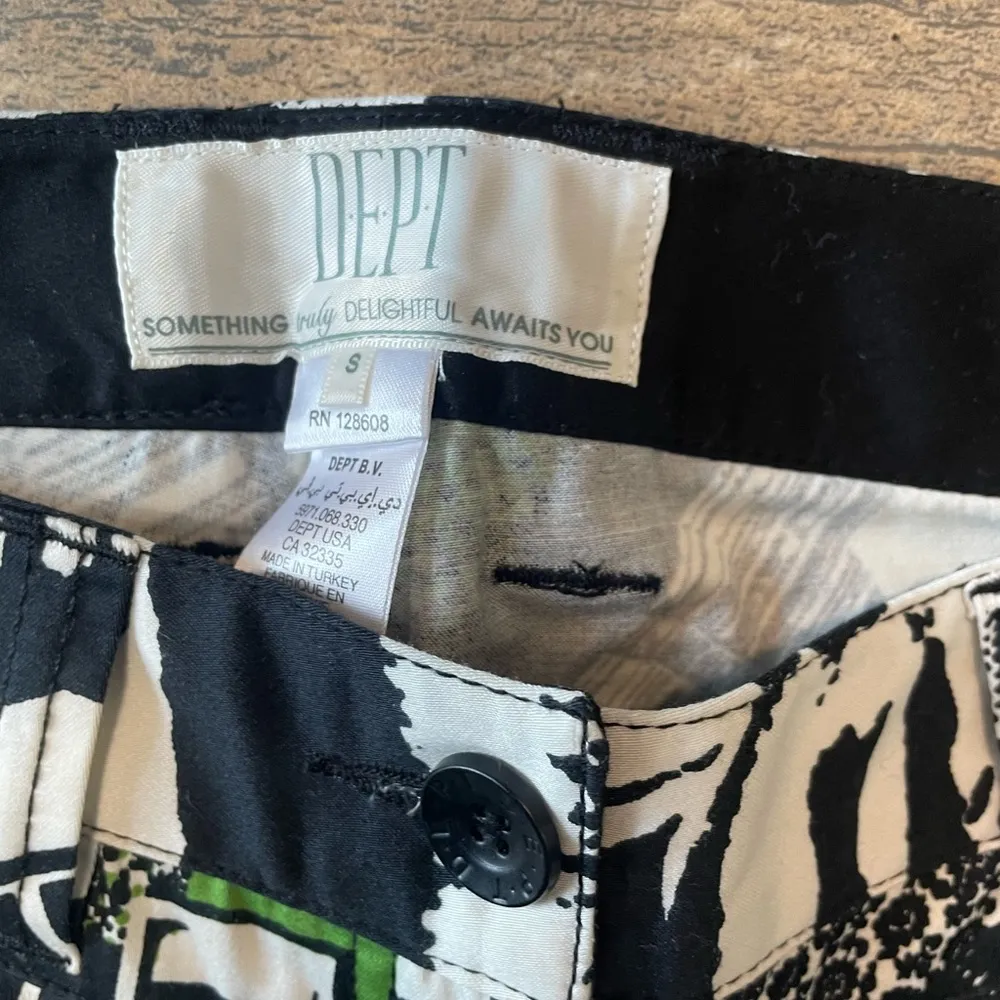 D.E.P.T size S, fun print, pants, waist measurement is 15, length is 32 - Image 7