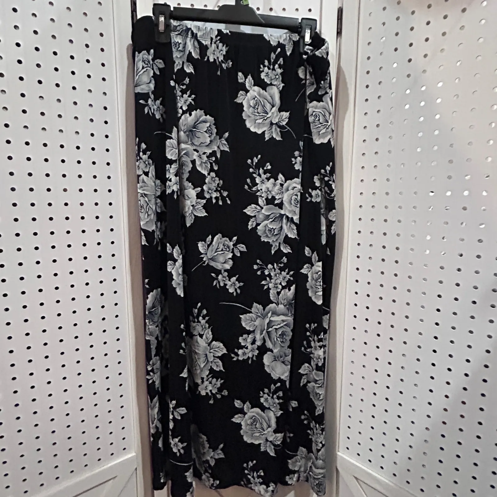 Fashion Bug Black Floral Maxi Skirt Size 8/10 Boho Flower Print Elastic Waist - Image 2