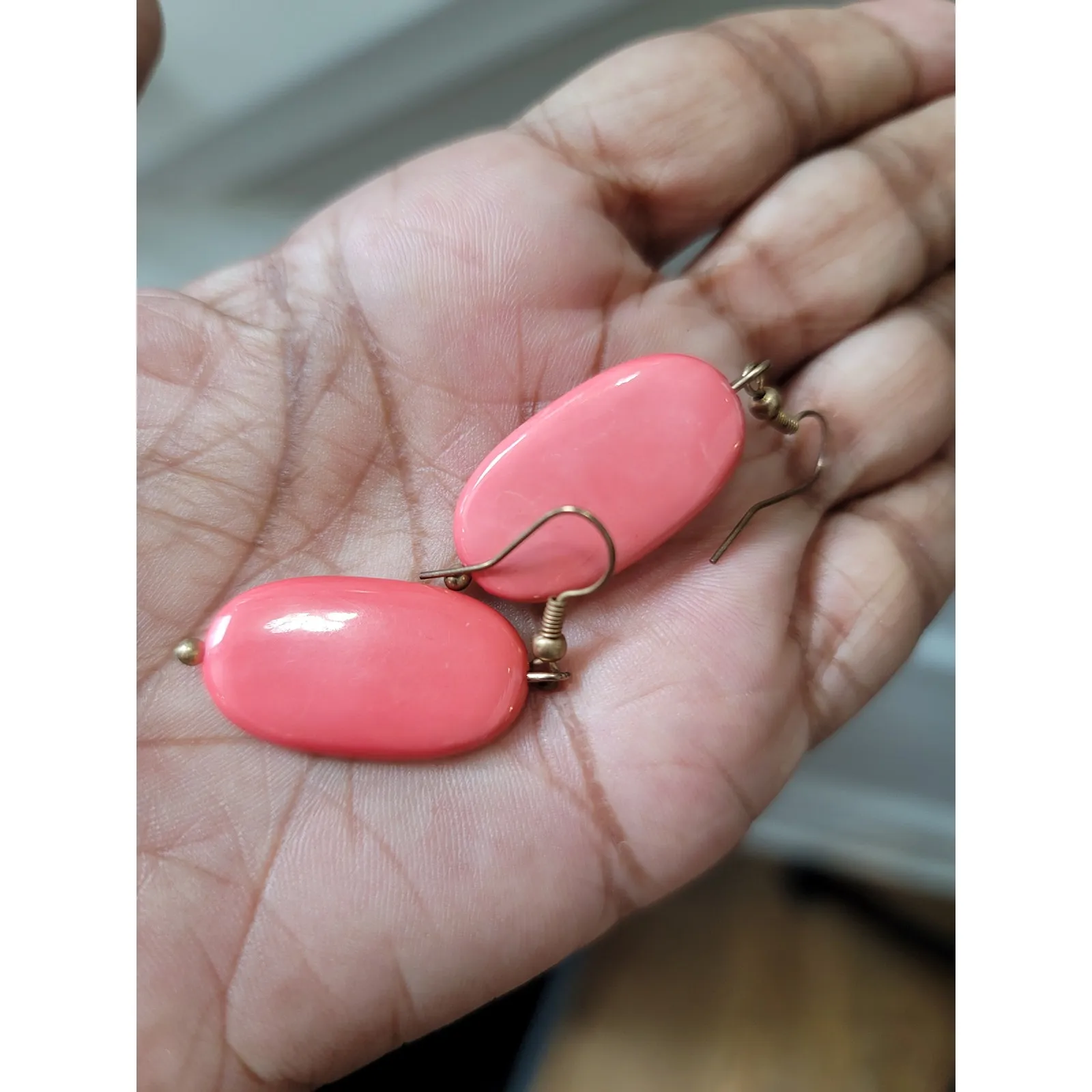 Women's Coral Floral Necklace and Earring Set with Gold Chain and Flower Accents Red - Image 7