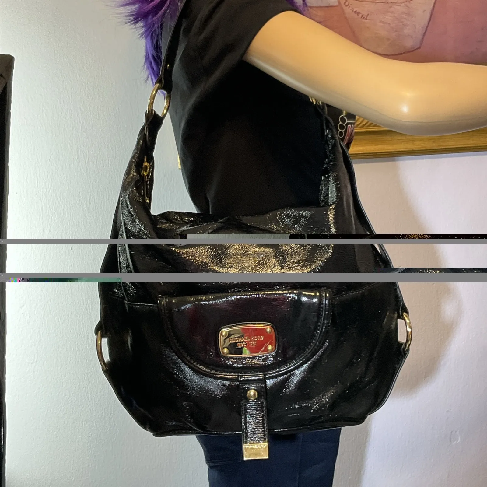 Michael Kors Fulton Large Black Patent Leather Hobo Shoulder Bag Gold Hardware - Image 6