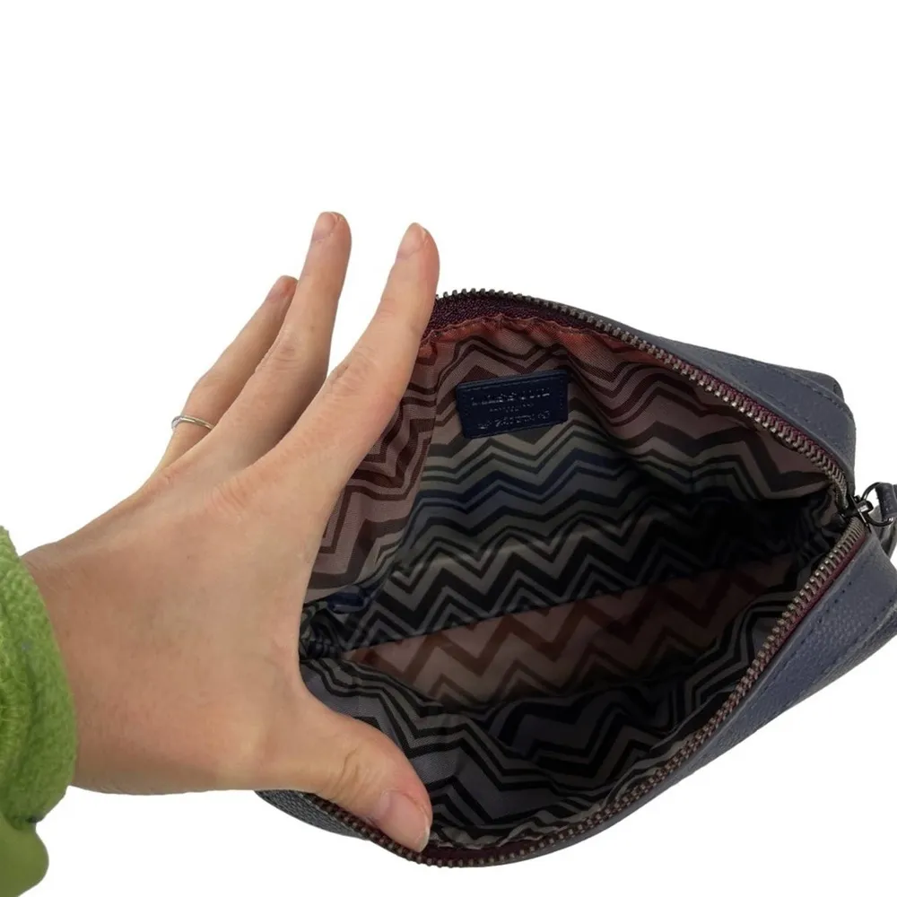 Missoni Cosmetic Makeup Pouch Clutch Travel Bag in Navy Blue Top Zipper - Image 9