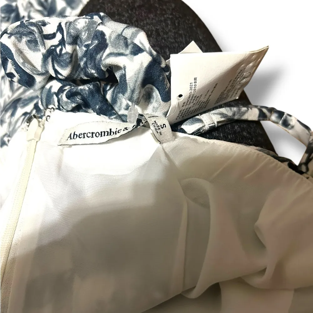 Abercrombie & Fitch Floral Mini Dress Size Small Blue White New with tags - Image 12