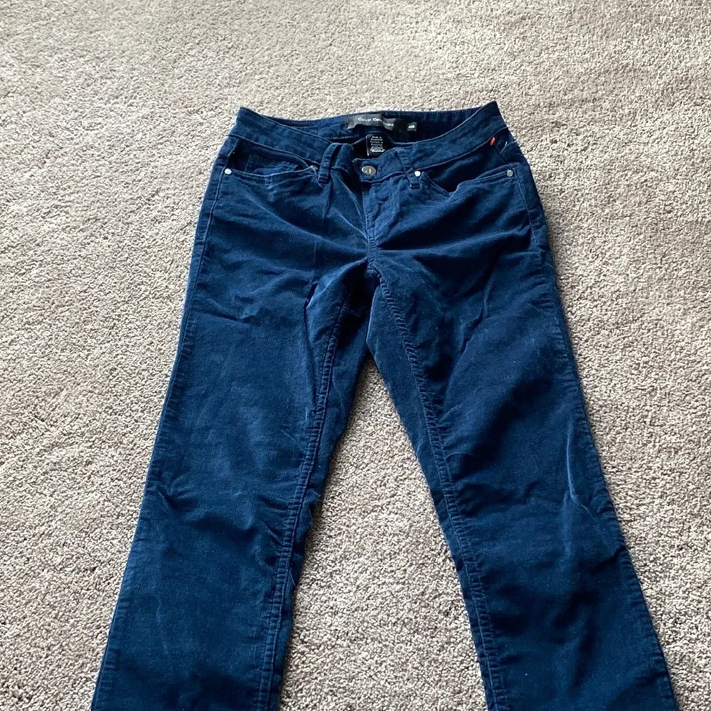 Calvin Klein Ultimate Skinny Corduroy Jeans SIZE 4/30 - Image 2