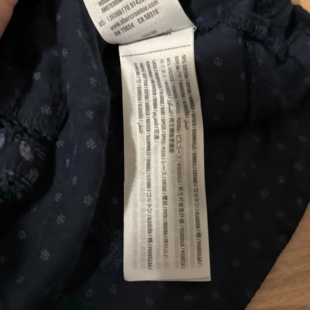 Abercrombie & Fitch Blue Floral Strap Off the Shoulder Blouse Sz Medium Women’s - Image 4