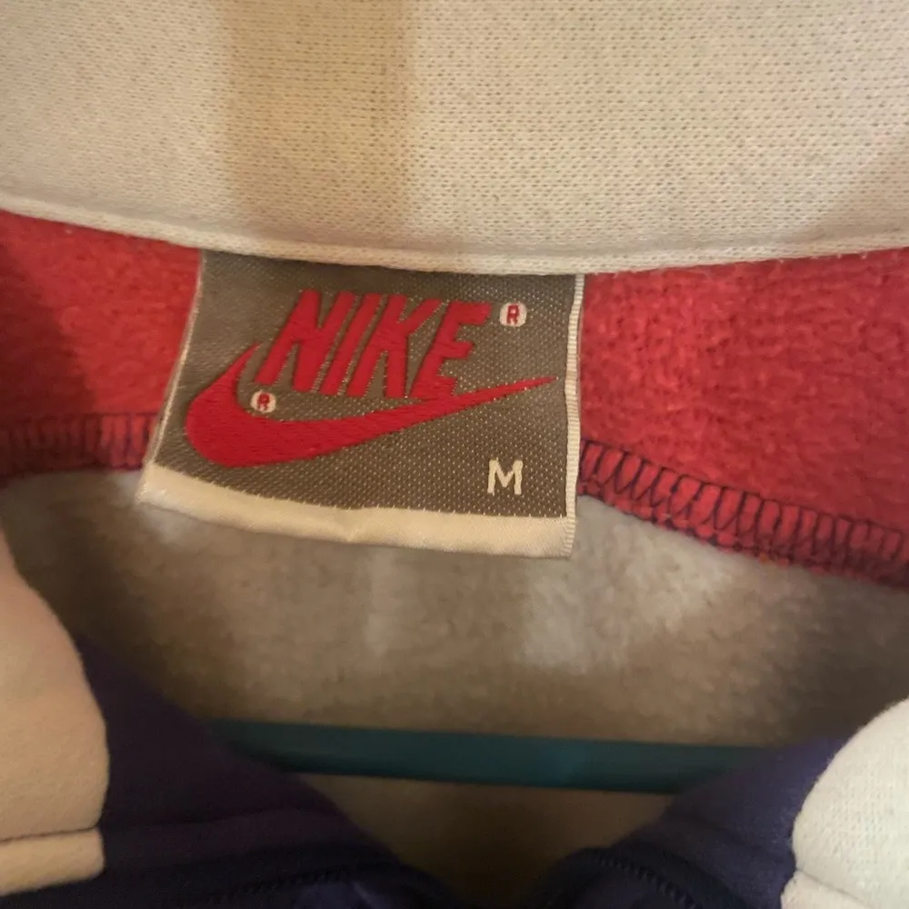 Nike! Vintage long sleeve pink & purple zip up sweatshirt size medium! - Image 8