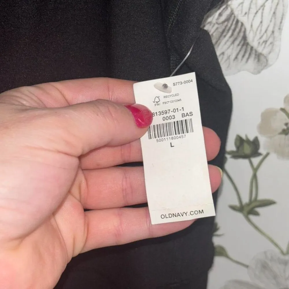 Old navy cloud+ go dry catsuit - Image 3