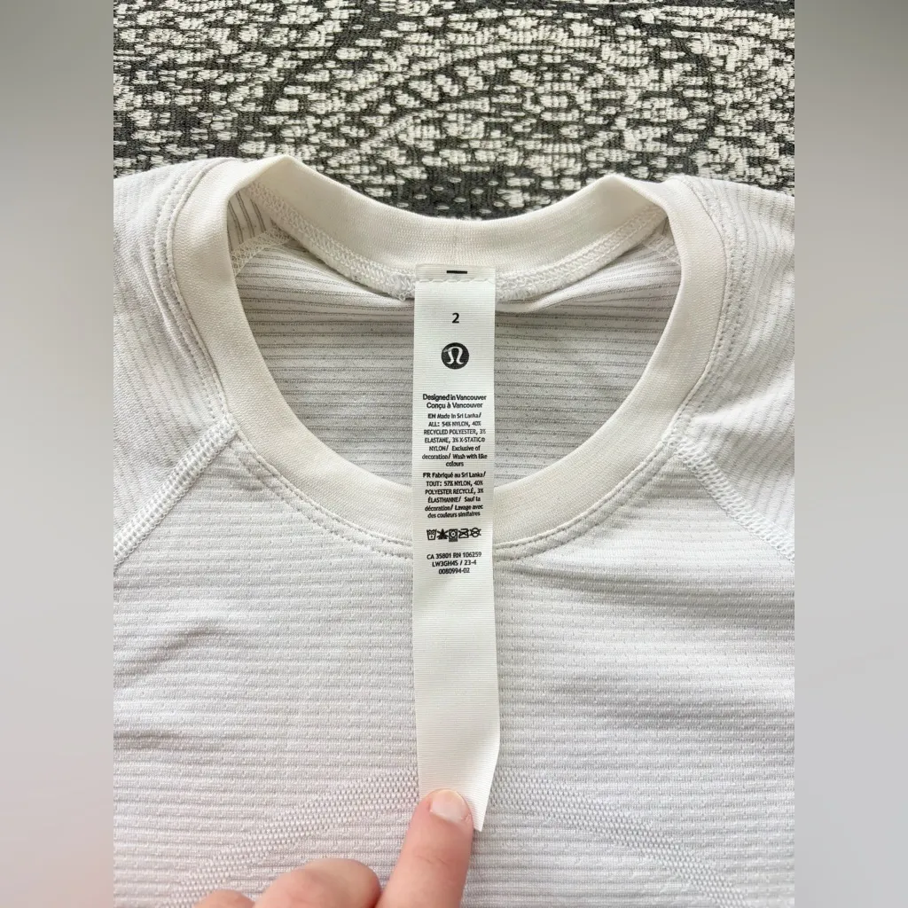 NWT Lululemon Swiftly Tech Cropped Long Sleeve 2.0 - White, Size 2 - Image 4