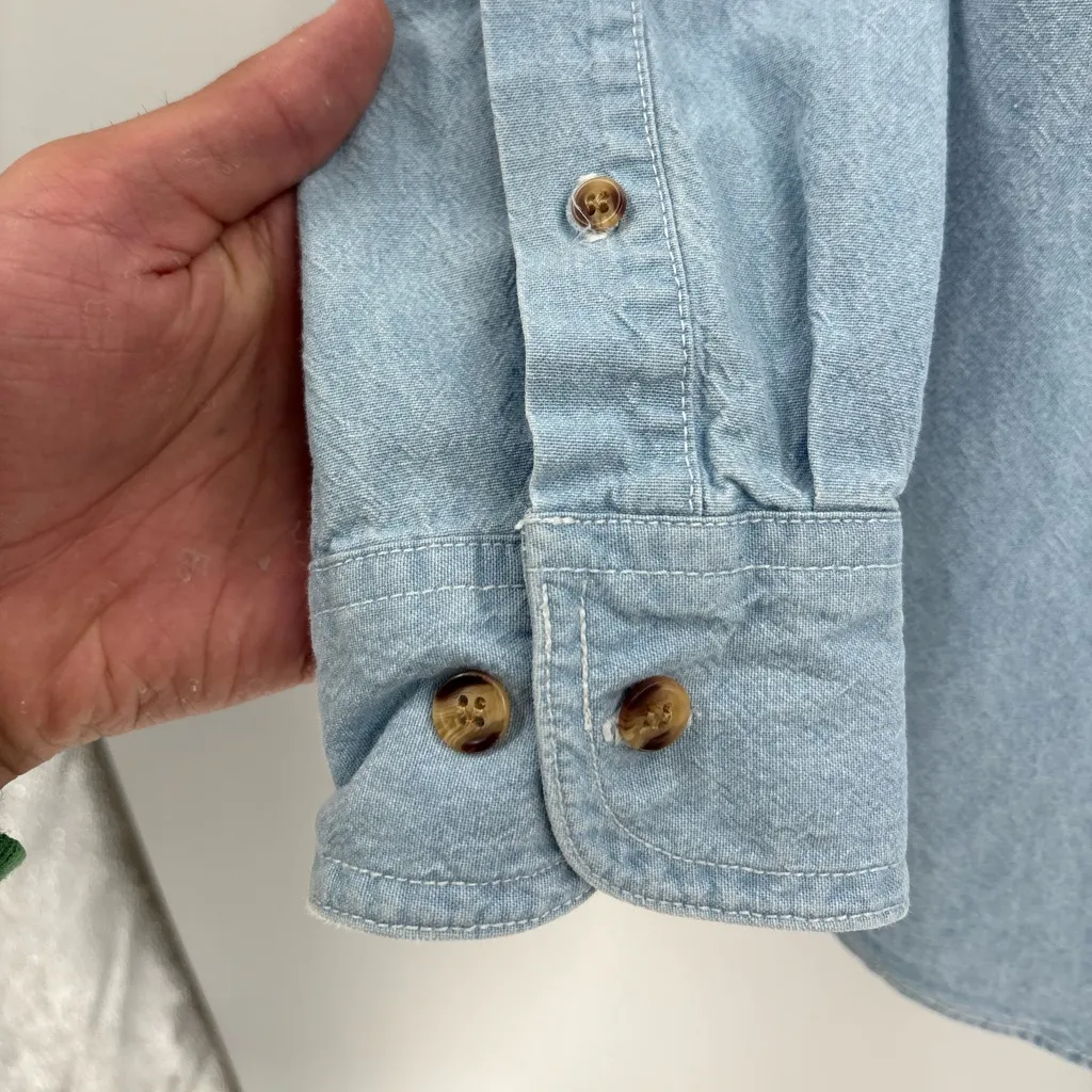 Vintage Looney Tunes Warner Bros Studio Store Men's Denim Shirt Size medium 1996 Blue - Image 6