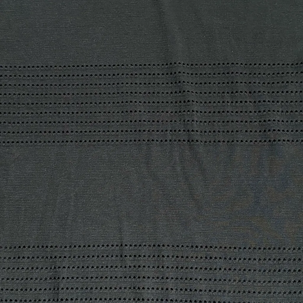 Athleta green Limitless Crew Neck Perforated Long Sleeve Tee Medium - Image 2