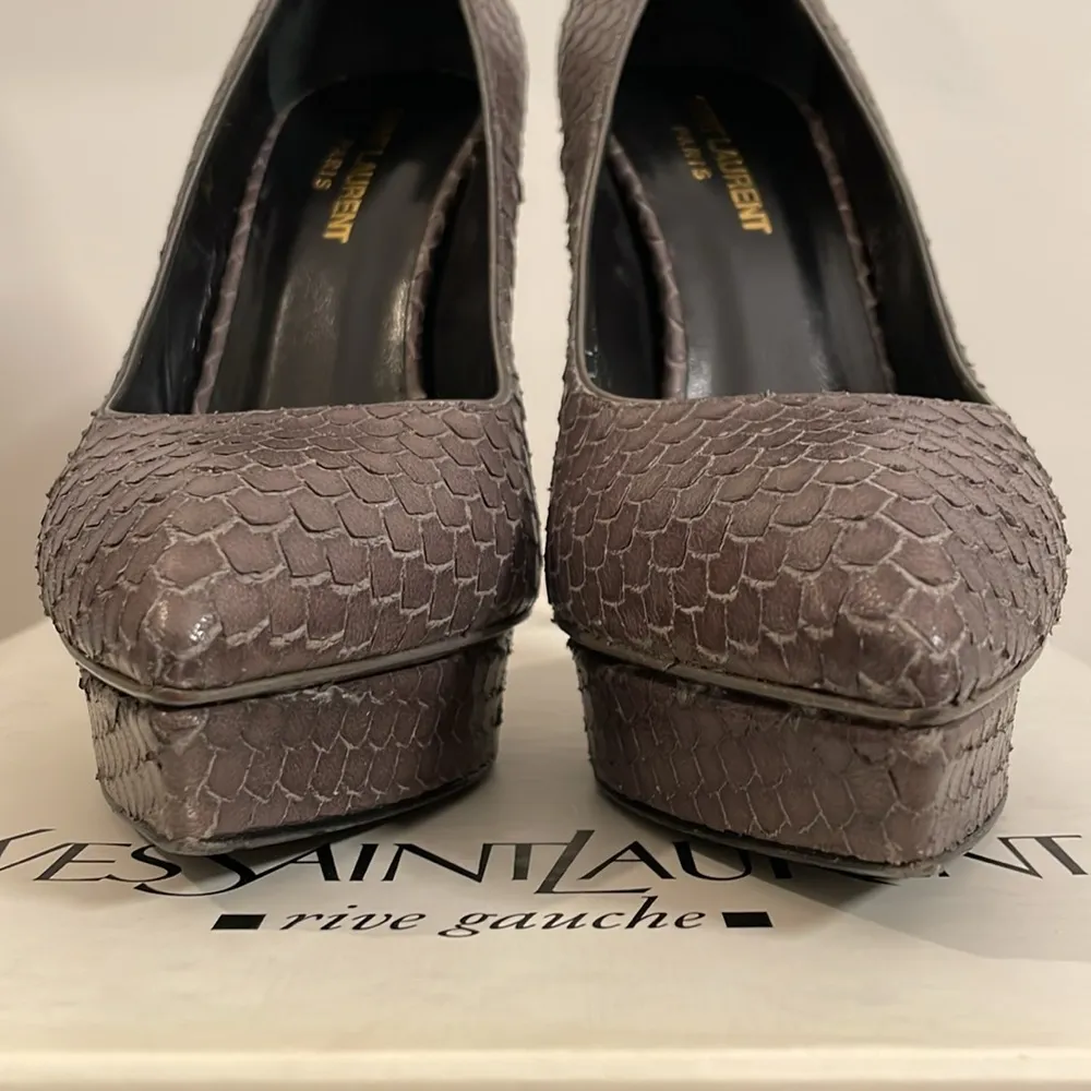 Saint Laurent YSL  Paris Grey Python Janis Platform Pump with box - Image 6