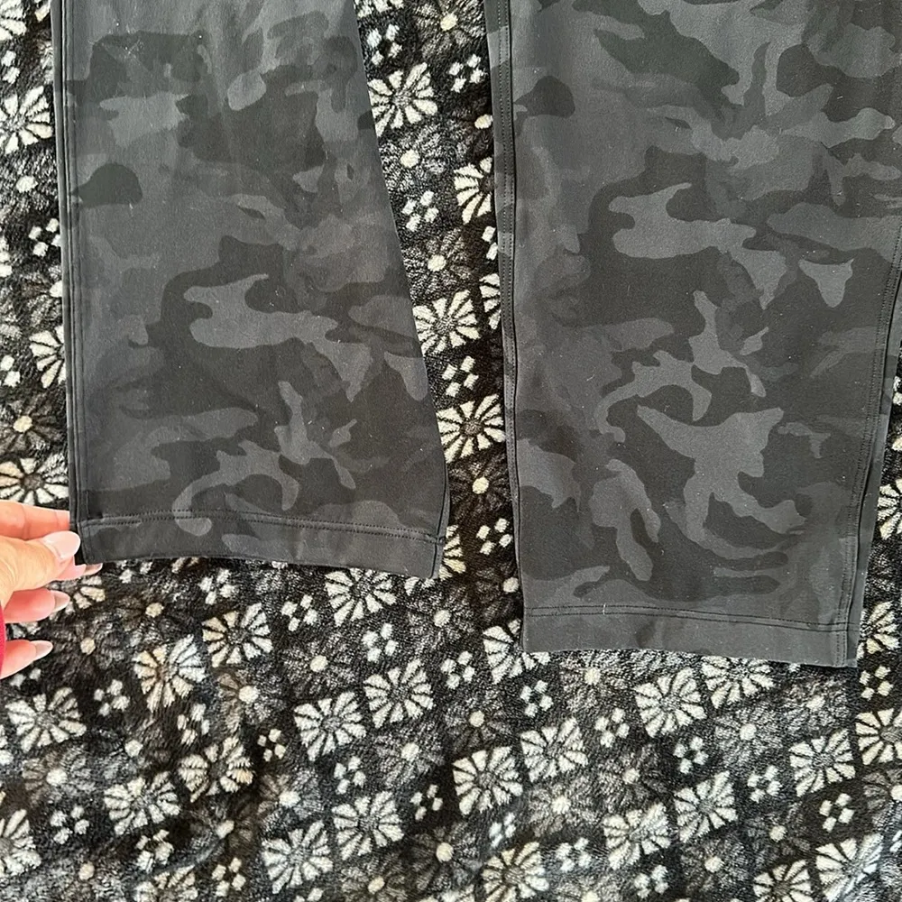 Lululemon Joggers - Image 7