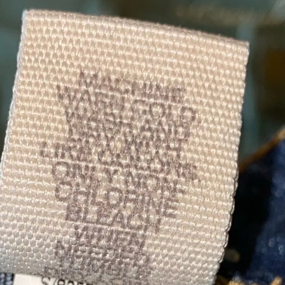 Gap Factory Medium Dirty Cutoff Denim Jean Shorts - Image 5