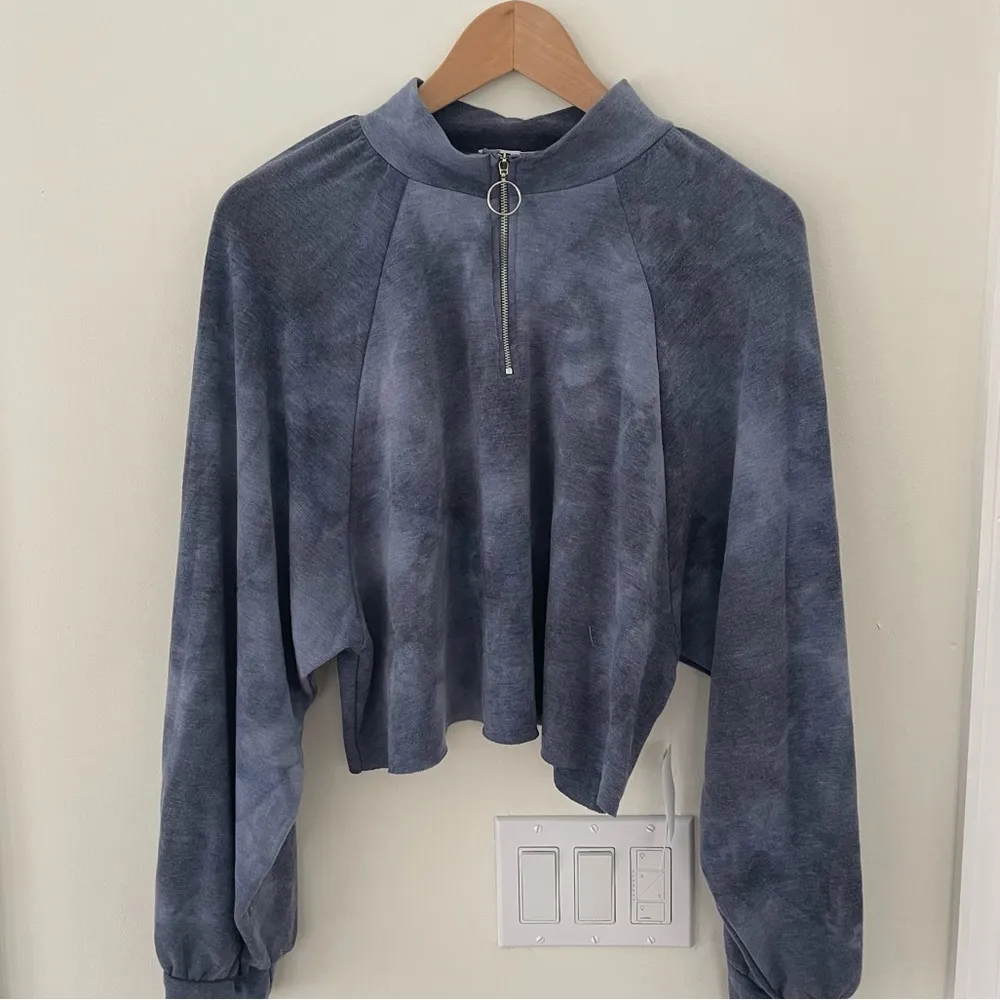 Abound Women's Tie Dye Half Zip Long Sleeve Cropped Sweatshirts Blue Size L, NWT - Image 3