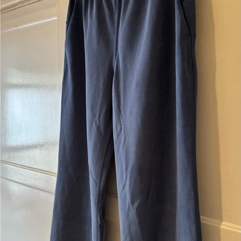 Lululemon Softstream Pants in Pitch Blue - Image 4