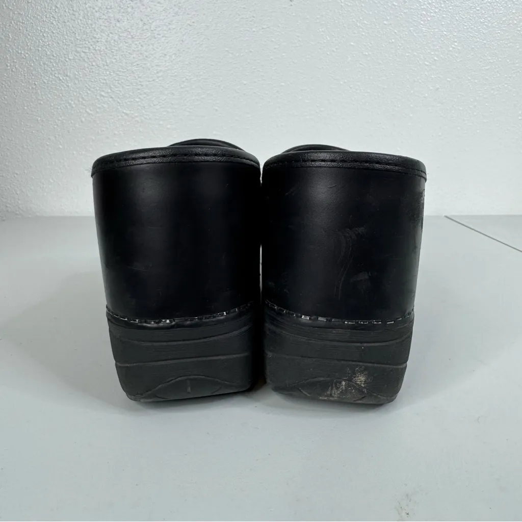 Dansko XP 2.0 Black Clogs Size 40 - Image 4