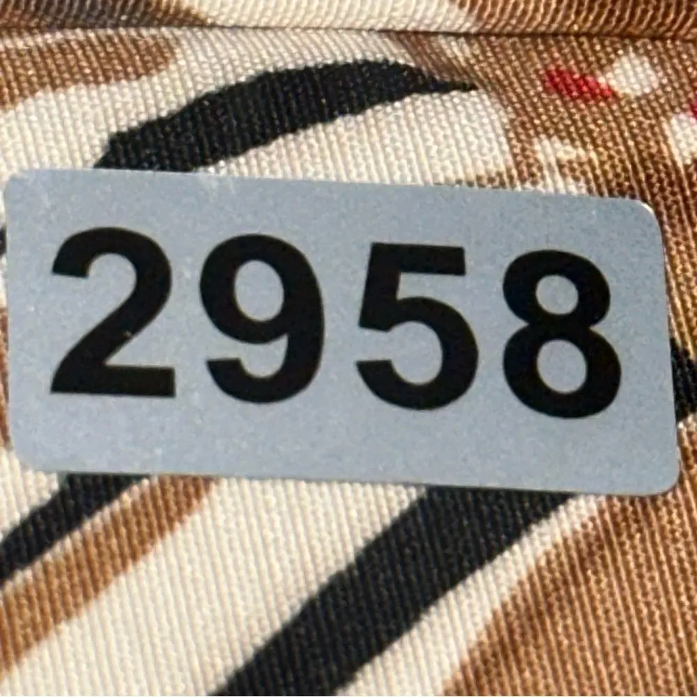 Trina Turk Women’s Size 2 Black Red Taupe Floral Peplum Short Sleeve Shirt Top - Image 7