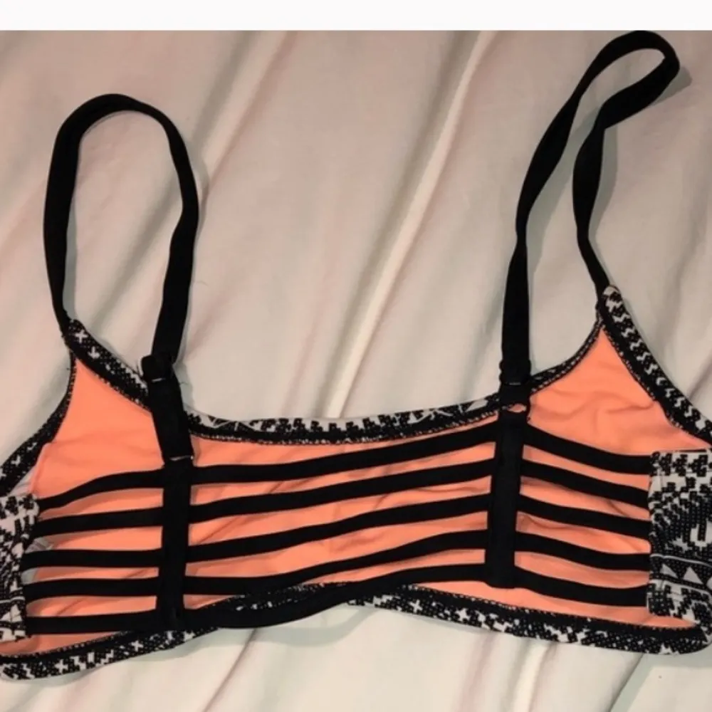 Tribal Print Bikini Top - Image 4