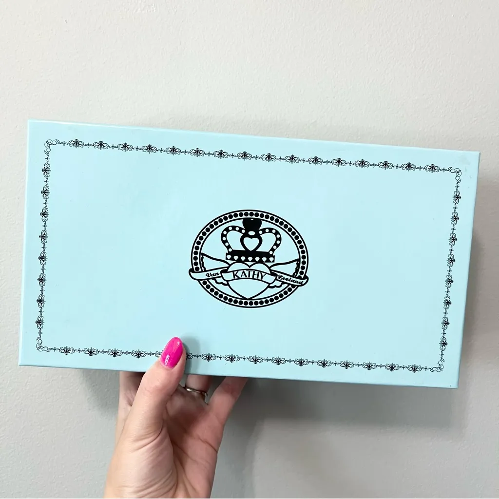 Kathy Van Zeeland Bag and Coin Purse Box Set in Purple Faux Crocodile - Image 2