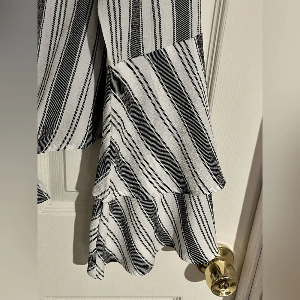 Alter'd State Crop Top Striped Tiered Bell Sleeve Tie Waist Womens Size Small - Image 4