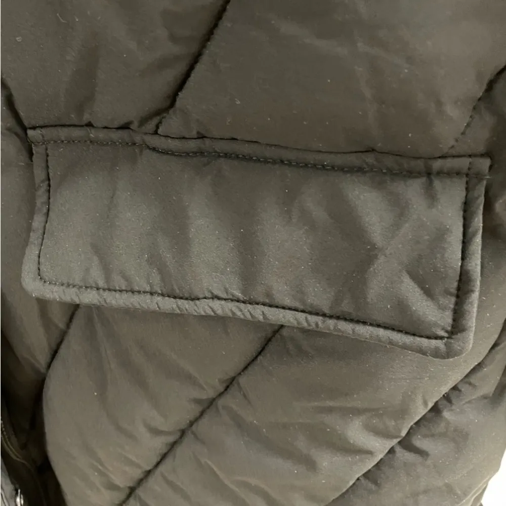 New without Tags Maurice’s Women’s Puffer Hooded Zip Up Jacket Large - Image 5