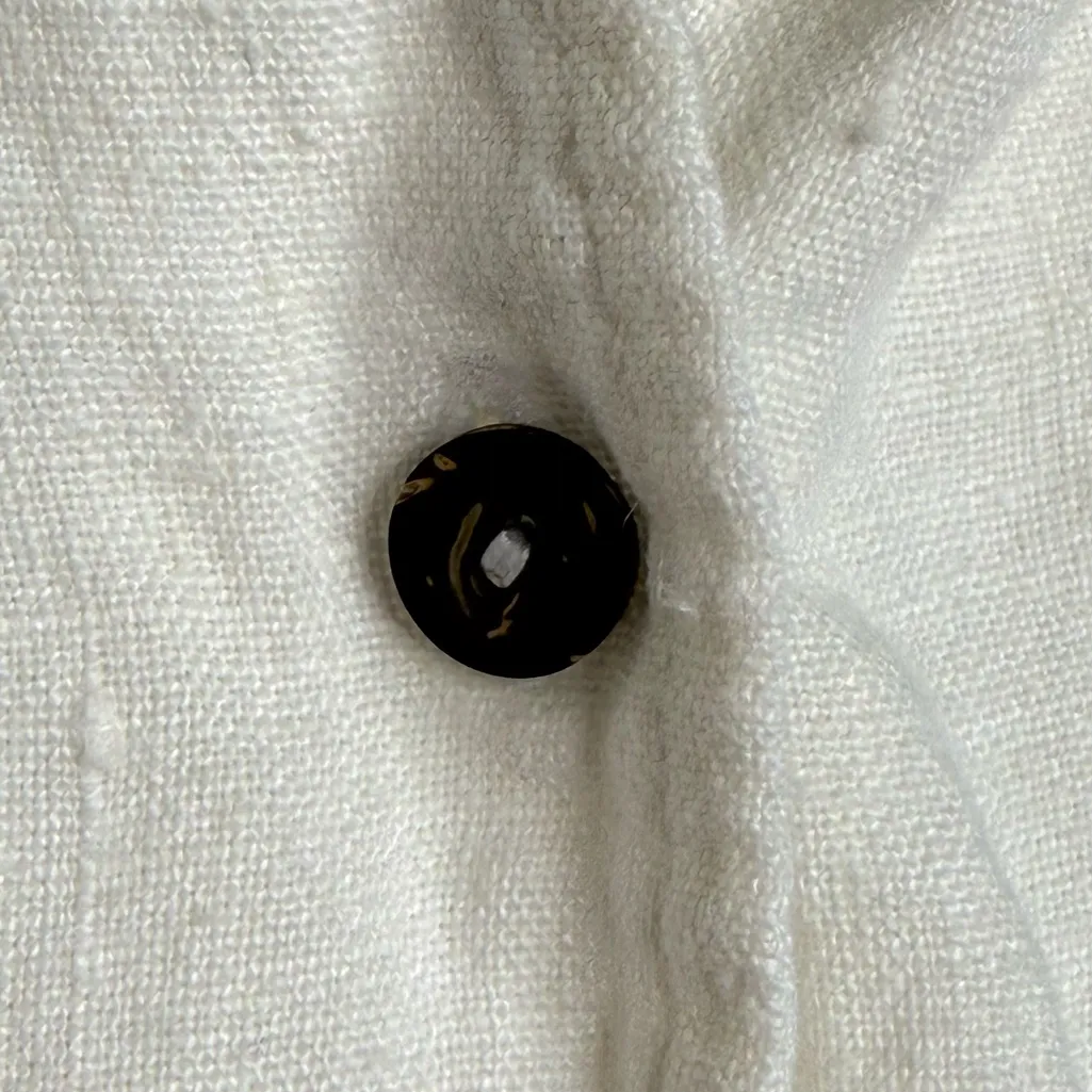 Chico’s White/Ivory Linen Shirt Women’s Size 2 Casual Button Up V Neck Summer - Image 2