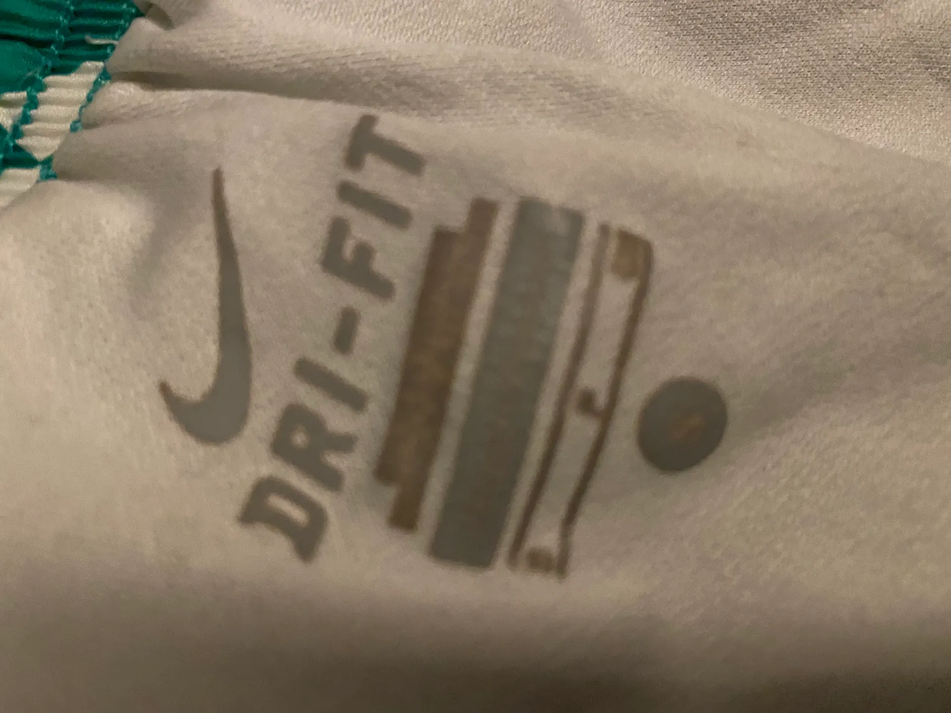 Nike  Shorts Small - Image 2