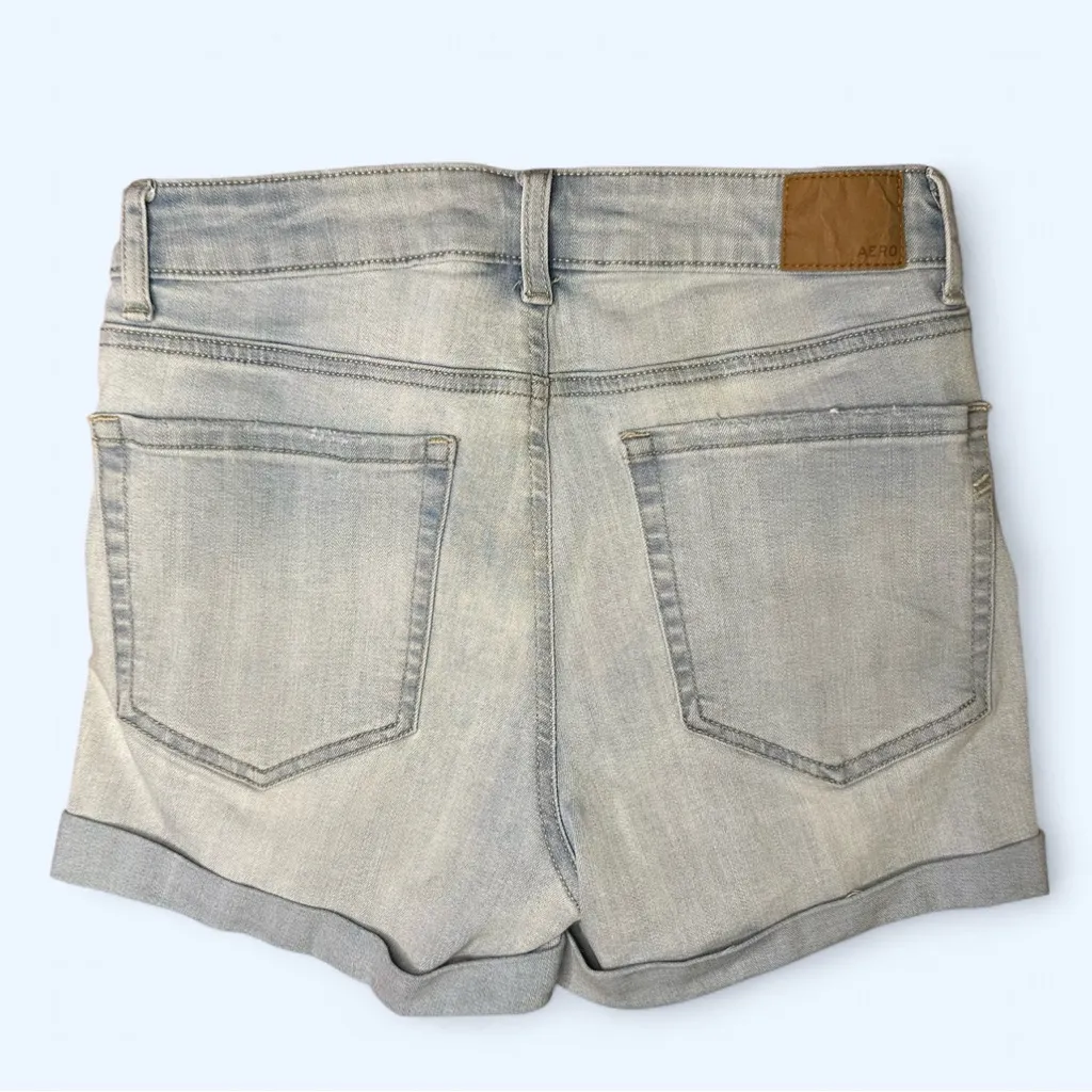Aero Aeropostale High Rise Midi Distressed Denim Jean Shorts in Blue Size 4 - Image 2